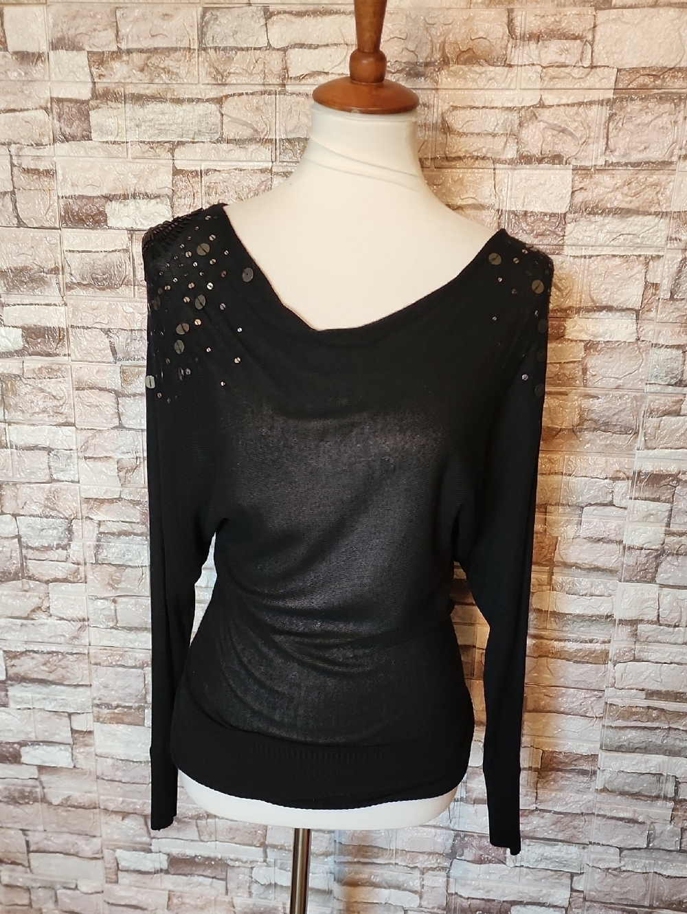 Bufflo David Bitton Black Thin Lightweight Swester